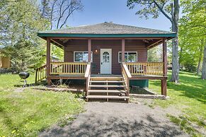 Picturesque Maine Getaway w/ Lake Access!