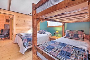 Picturesque Maine Getaway w/ Lake Access!