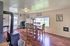 Pet-friendly Home w/ Yard & Mountain Views!