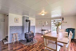 Pet-friendly Home w/ Yard & Mountain Views!