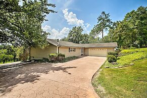 Pet-friendly, Lakefront Home in Golden w/ Patio!