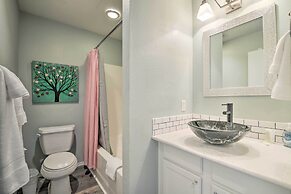 Picturesque Condo w/ Patio, 4 Mi to Beach!