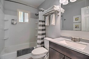 BBQ Ready w/ Patio: Walkable Carson City Duplex