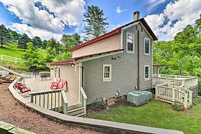 < 1 Mi to Tubing: Crumpler Getaway w/ Fire Pit!