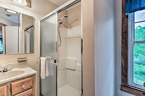 < 1 Mi to Tubing: Crumpler Getaway w/ Fire Pit!