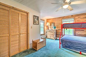 < 1 Mi to Tubing: Crumpler Getaway w/ Fire Pit!