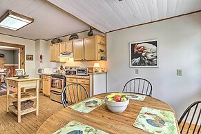 < 1 Mi to Tubing: Crumpler Getaway w/ Fire Pit!