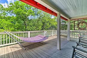 < 1 Mi to Tubing: Crumpler Getaway w/ Fire Pit!