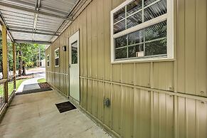 Quaint Tallassee Cabin: Stone Creek On-site!