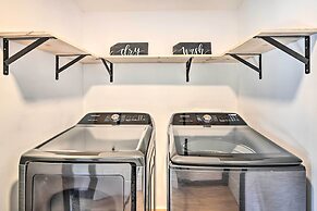 Pocono Lake Cabin w/ Hot Tub & Resort Amenities!