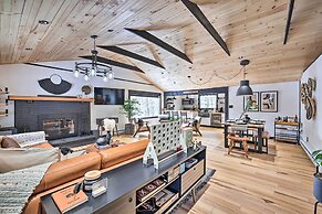 Pocono Lake Cabin w/ Hot Tub & Resort Amenities!