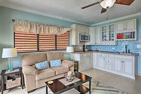 Saint Thomas Condo w/ Ocean Views, Walk to Beach!