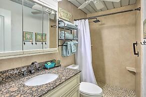 Saint Thomas Condo w/ Ocean Views, Walk to Beach!