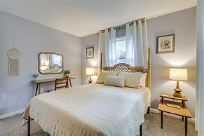 15 Mi to Ski Resort: Home w/ Fire Pit in Tobyhanna