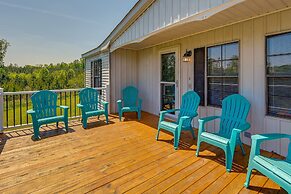 Quaint Asheboro Home ~ 1 Mi to North Carolina Zoo!