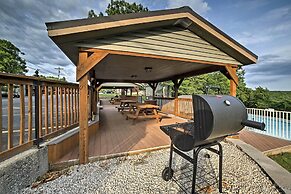 Reeds Spring Condo Near Aquarium at the Boardwalk!