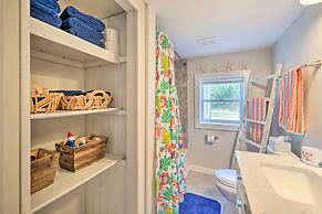 Picturesque Duplex Unit, 1/2 Mi to the Beach!