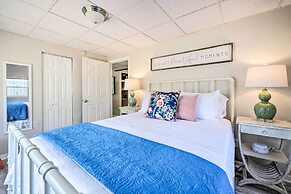 Picturesque Duplex Unit, 1/2 Mi to the Beach!