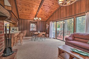 < 3 Mi to Higgins Lake: Roscommon Cabin w/ Deck