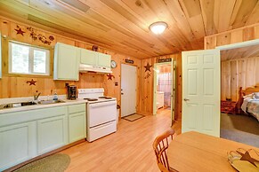 Rustic Cabin on Farm ~ 4 Mi to Kentucky Lake!