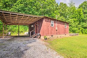 Rustic Cabin on Farm ~ 4 Mi to Kentucky Lake!