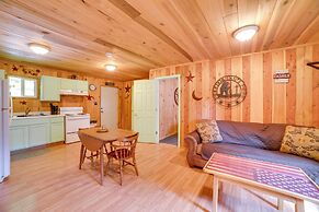 Rustic Cabin on Farm ~ 4 Mi to Kentucky Lake!