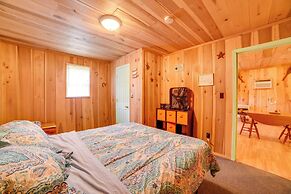 Rustic Cabin on Farm ~ 4 Mi to Kentucky Lake!