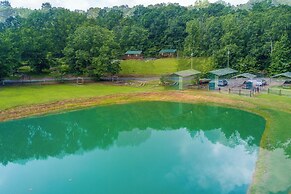 Rustic Cabin on Farm ~ 4 Mi to Kentucky Lake!