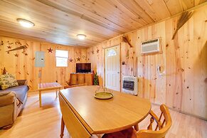 Rustic Cabin on Farm ~ 4 Mi to Kentucky Lake!