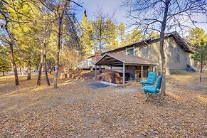 Secluded Elizabeth Apt on 3 Acres: Pets Welcome!