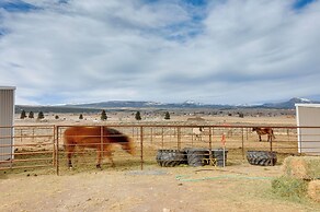 Ranch Escape w/ Patio ~ 21 Mi to Bryce Canyon
