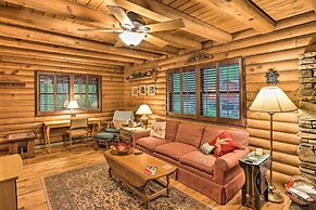 Serene Brevard Cabin ~ 7 Miles to State Forest!