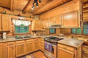 Serene Brevard Cabin ~ 7 Miles to State Forest!