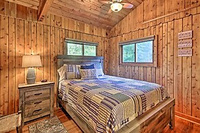 Secluded Stanardsville Cabin w/ 10 Acres & Hot Tub