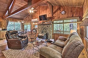 Secluded Stanardsville Cabin w/ 10 Acres & Hot Tub