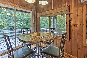 Secluded Stanardsville Cabin w/ 10 Acres & Hot Tub