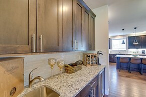 Spacious Carnation Home w/ Grill & Large Yard