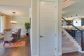 Spacious Carnation Home w/ Grill & Large Yard