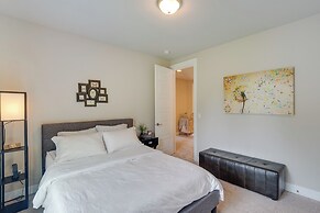 Spacious Carnation Home w/ Grill & Large Yard