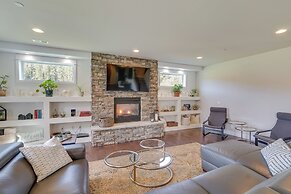 Spacious Carnation Home w/ Grill & Large Yard