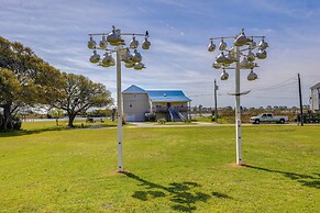 Sneads Ferry Vacation Rental Studio w/ Water Views