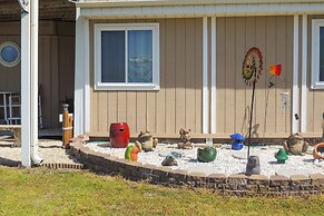 Sneads Ferry Vacation Rental Studio w/ Water Views