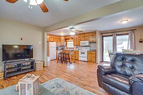 Shell Knob Home w/ Fire Pit, Near Table Rock Lake!