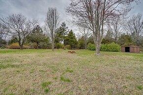 Shell Knob Home w/ Fire Pit, Near Table Rock Lake!