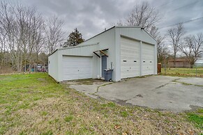 Shell Knob Home w/ Fire Pit, Near Table Rock Lake!