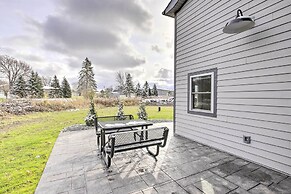 Spacious Recently Built Home < 1 Mi to Lake!
