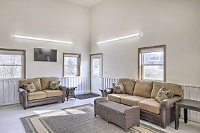 Spacious Recently Built Home < 1 Mi to Lake!