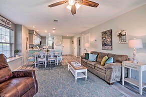 Family-friendly Condo ~ 3 Mi to Branson Landing