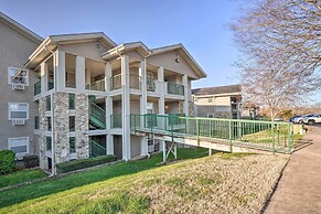 Family-friendly Condo ~ 3 Mi to Branson Landing