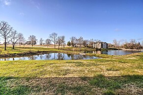 Family-friendly Condo ~ 3 Mi to Branson Landing